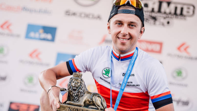 Czeczinkarová a Cink českými šampiony v maratonu!