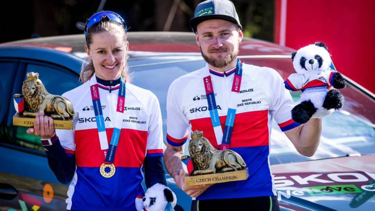 Maratonskými šampiony České republiky Petruš a Štěpánová